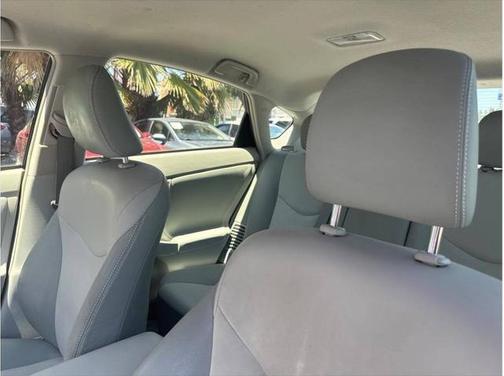 2014 Toyota Prius Five