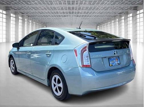2014 Toyota Prius Five