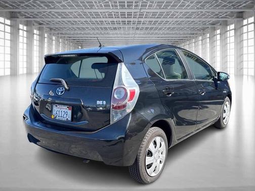 2013 Toyota Prius c Two