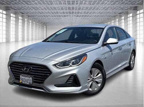 2019 Hyundai SONATA Hybrid SE