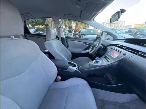2014 Toyota Prius Three