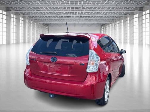 2012 Toyota Prius v Five