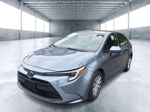 Celestite 2023 Toyota Corolla Hybrid SE