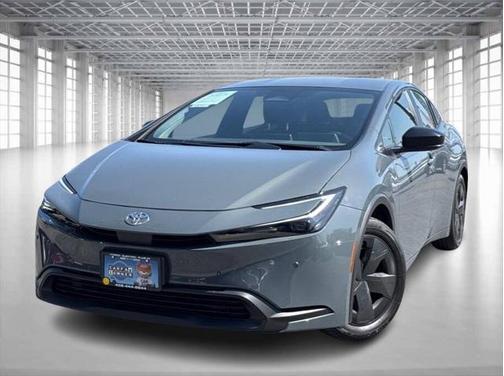 2024 Toyota Prius LE