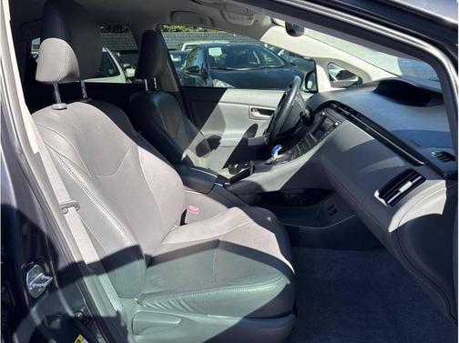 2011 Toyota Prius IV
