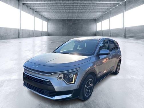 2023 Kia Niro LX