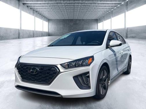 2022 Hyundai IONIQ Hybrid SEL