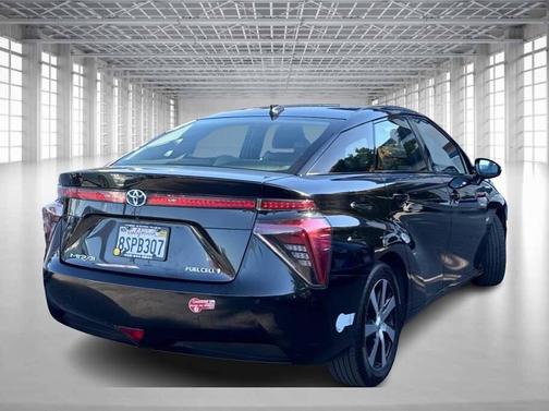 2017 Toyota Mirai Base