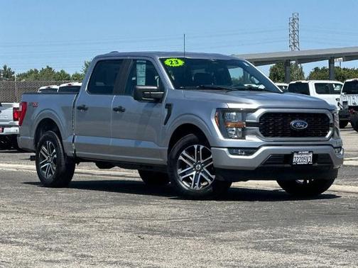 ICONIC SILVER METALLIC 2023 Ford F-150 XL