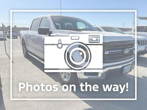 OXFORD WHITE 2025 Ford F-150 XLT