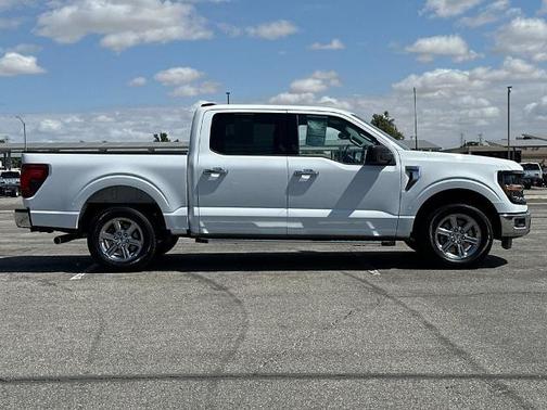 OXFORD WHITE 2025 Ford F-150 XLT