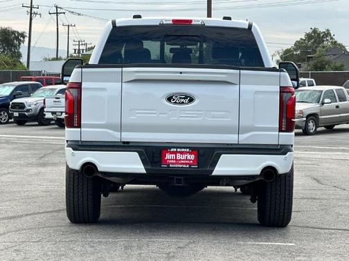 STAR WHITE METALLIC TRICOAT 2025 Ford F-150 LARIAT