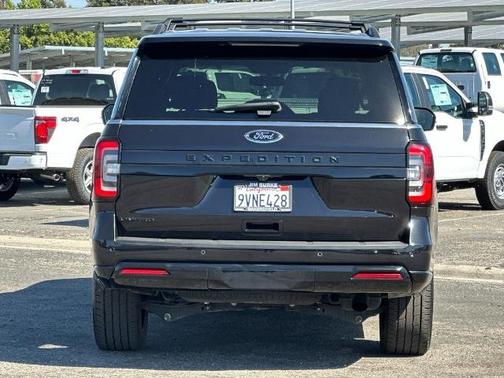 AGATE BLACK METALLIC 2024 Ford Expedition LIMITED