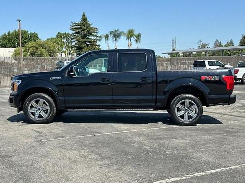 SHADOW BLACK 2018 Ford F-150