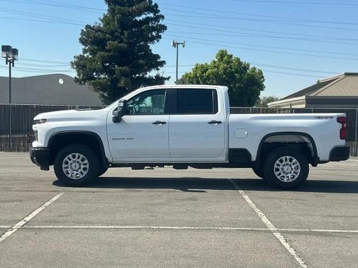 2024 Chevrolet Silverado 2500 CUSTOM