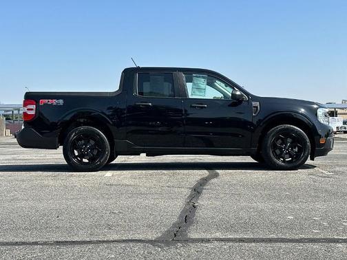 SHADOW BLACK 2024 Ford Maverick XLT