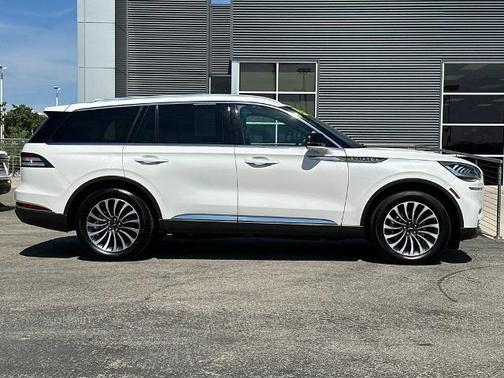 PRISTINE WHITE MET 3C 2023 Lincoln Aviator RESERVE