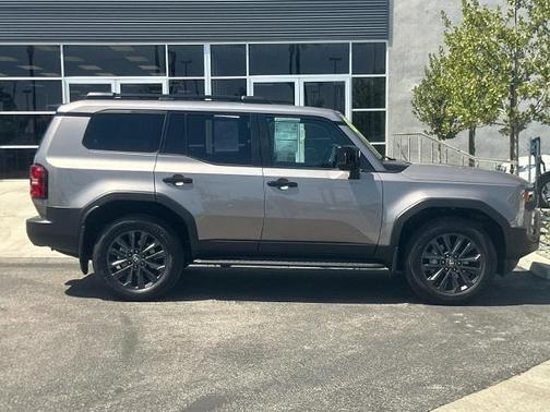 2024 Toyota Land Cruiser BASE