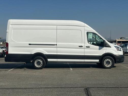 2022 Ford Transit-250 148 WB HIGH ROOF EXTENDED CARGO