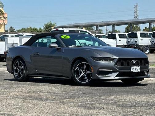 CARBONIZED GRAY METALLIC 2025 Ford Mustang I4CV