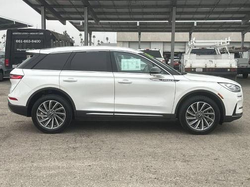 PRISTINE WHITE MET 3C 2023 Lincoln Corsair RESERVE