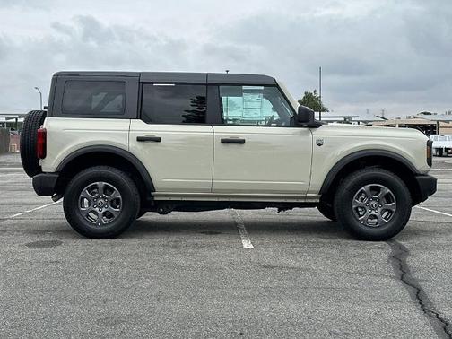 DESERT SAND 2025 Ford Bronco BIG BEND