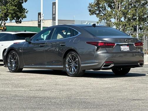 2023 Lexus LS 500 BASE