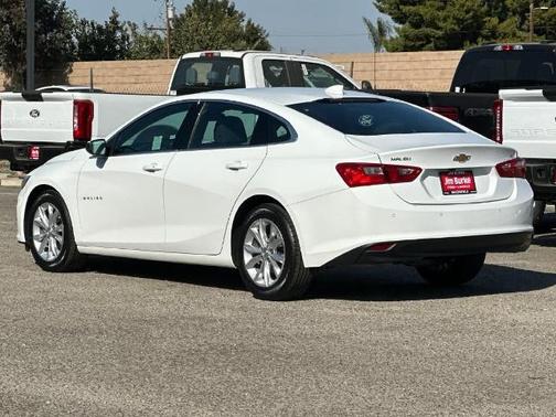 Summit White 2024 Chevrolet Malibu LT W/1LT
