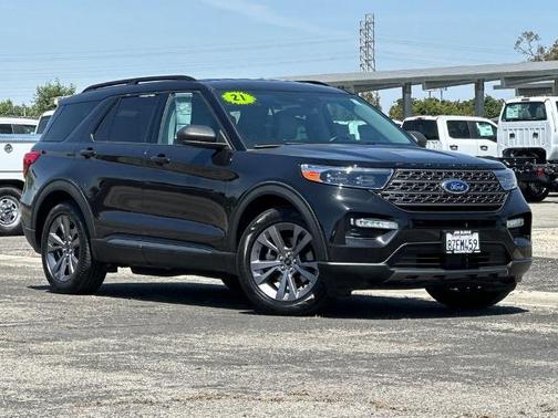 AGATE BLACK METALLIC 2021 Ford Explorer XLT