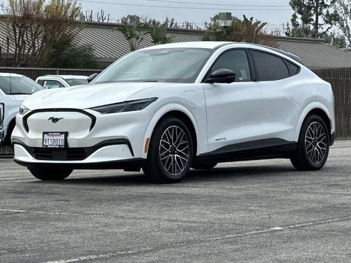 STAR WHITE MET TRI-COAT 2025 Ford Mustang Mach-E PREMIUM