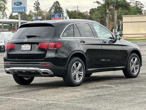 2021 Mercedes-Benz GLC 300 BASE