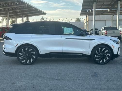 2024 Lincoln Nautilus RESERVE