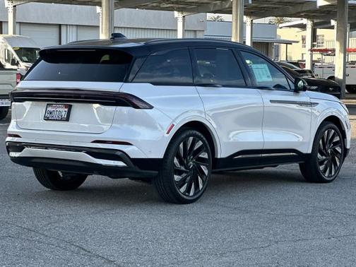 2024 Lincoln Nautilus RESERVE