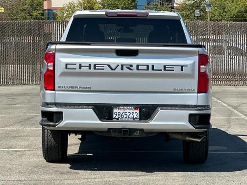 2020 Chevrolet Silverado 1500 CUSTOM