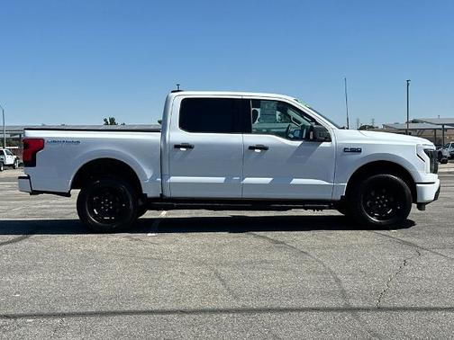 OXFORD WHITE 2025 Ford F-150 XLT
