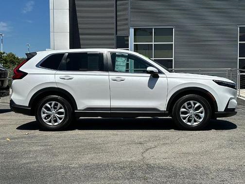 Platinum White Pearl 2025 Honda CR-V LX