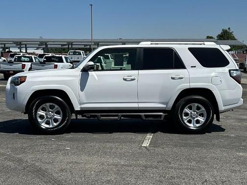Super White 2018 Toyota 4Runner