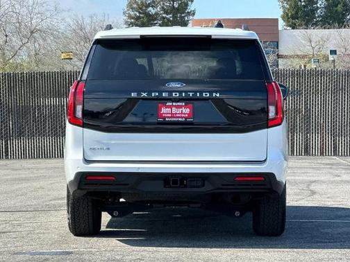 OXFORD WHITE 2025 Ford Expedition ACTIVE