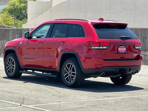 2020 Jeep Grand Cherokee TRAILHAWK