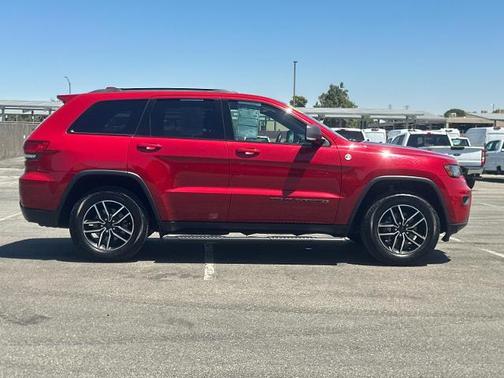 2020 Jeep Grand Cherokee TRAILHAWK