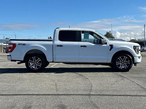 OXFORD WHITE 2023 Ford F-150 XL