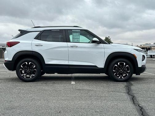 Summit White 2023 Chevrolet Trailblazer LT