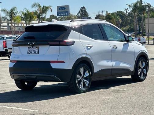 2022 Chevrolet Bolt EUV LT