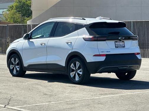 2022 Chevrolet Bolt EUV LT
