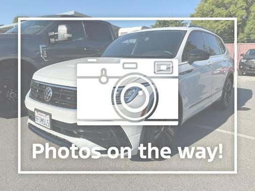 Opal White Pearl Effect 2023 Volkswagen Tiguan 2.0T SE R-LINE BLACK