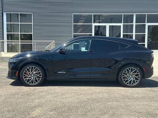2022 Ford Mustang Mach-E GT