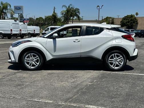 Blizzard Pearl 2021 Toyota C-HR