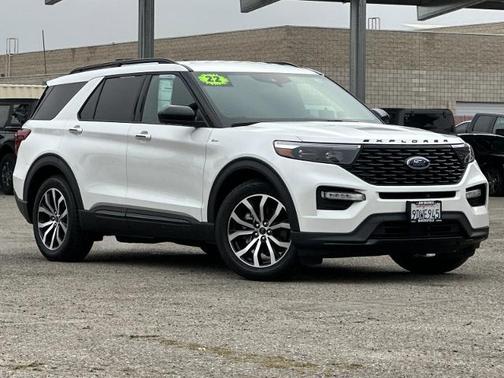 2022 Ford Explorer ST-LINE