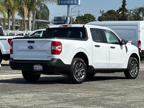 2023 Ford Maverick 