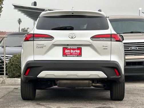 2023 Toyota Corolla Cross XLE